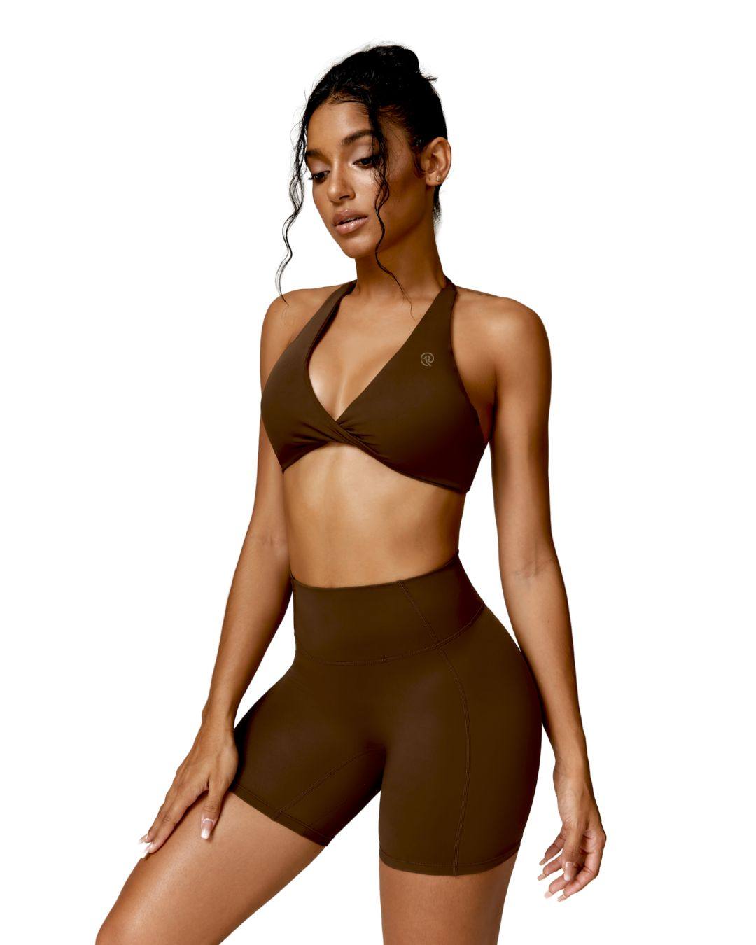 ORU MIKA SHORT women’s high-waisted sculpting shorts with V-shaped back design, breathable quick-dry fabric, ideal for gym, yoga, and running