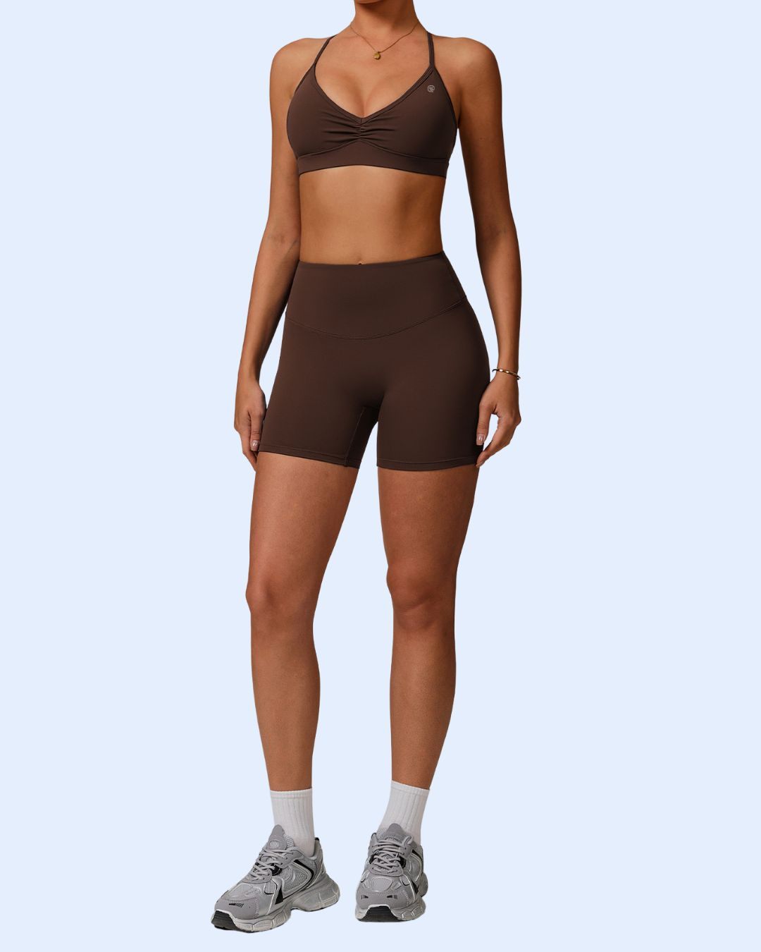 Brown / S